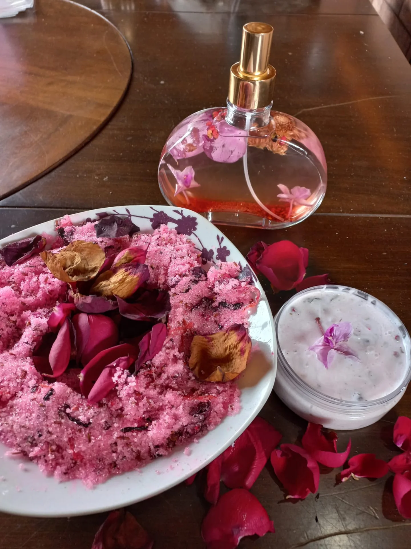 Produtos feitos à mão por Lady Lucky Conjure